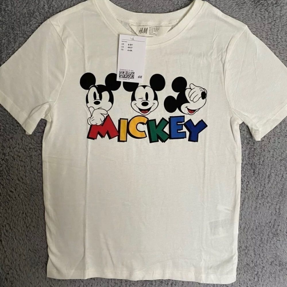 Set of three Mickey Mouse T-shirts - Picture 4 of 5